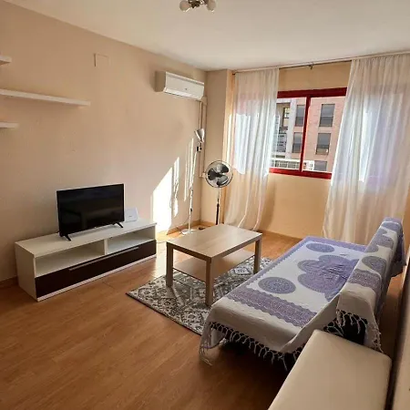 Ciudad De Artes Y Arena Roig Apartmento *