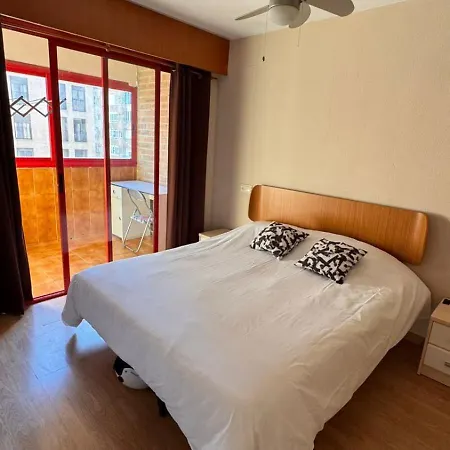 Ciudad De Artes Y Arena Roig Apartmento