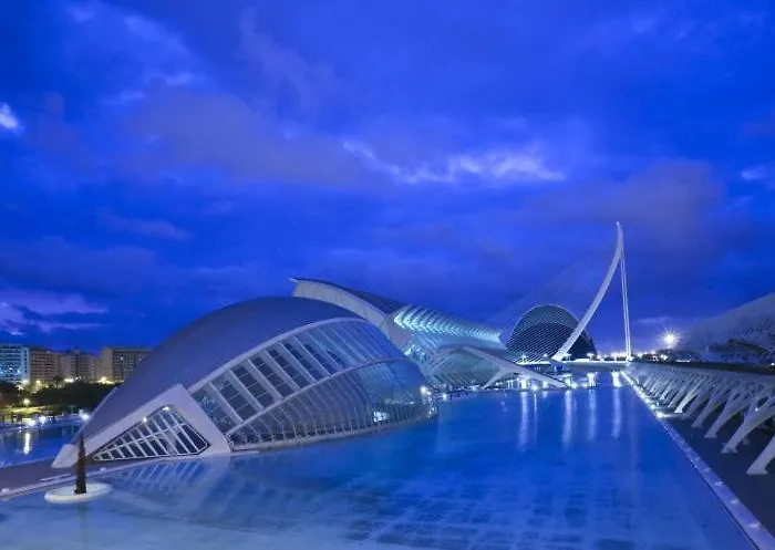 Ciudad De Artes Y Arena Roig Apartmento Апартаменты Валенсия
